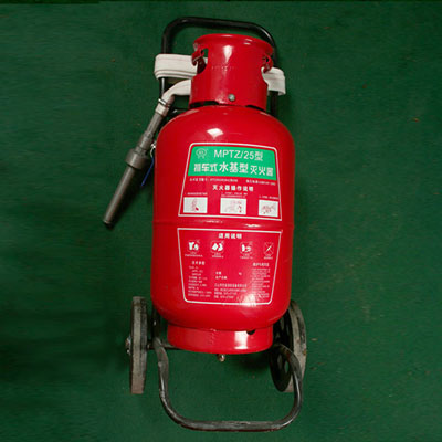 25KG推车式干粉灭